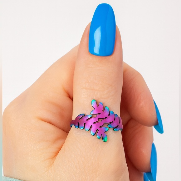 Rainbow Titanium Leaf Ring | Adjustable Boho Statement Jewelry | Festival Y2K - Picture 3 of 4